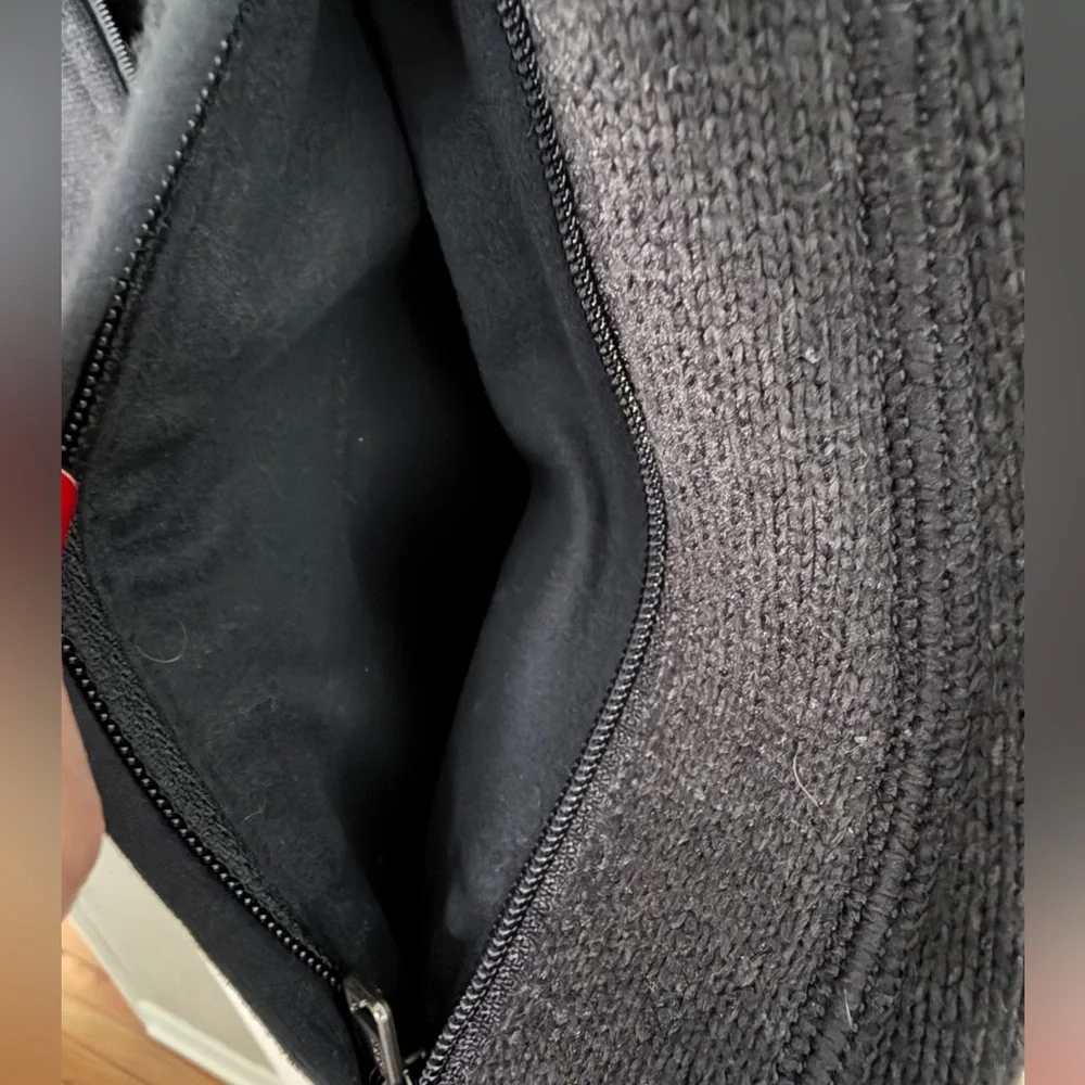 Patagonia Better Sweater Full Zip Black Womens Med. Excellent condition. - Picture 13 of 15